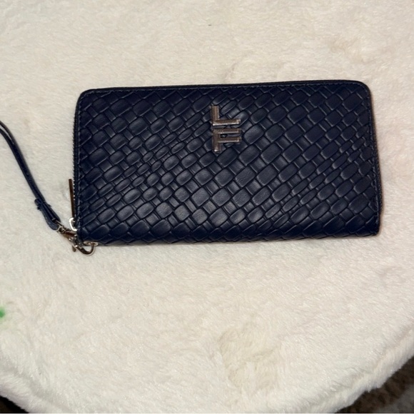 London Fog Handbags - London Fog Navy Woven Wallet